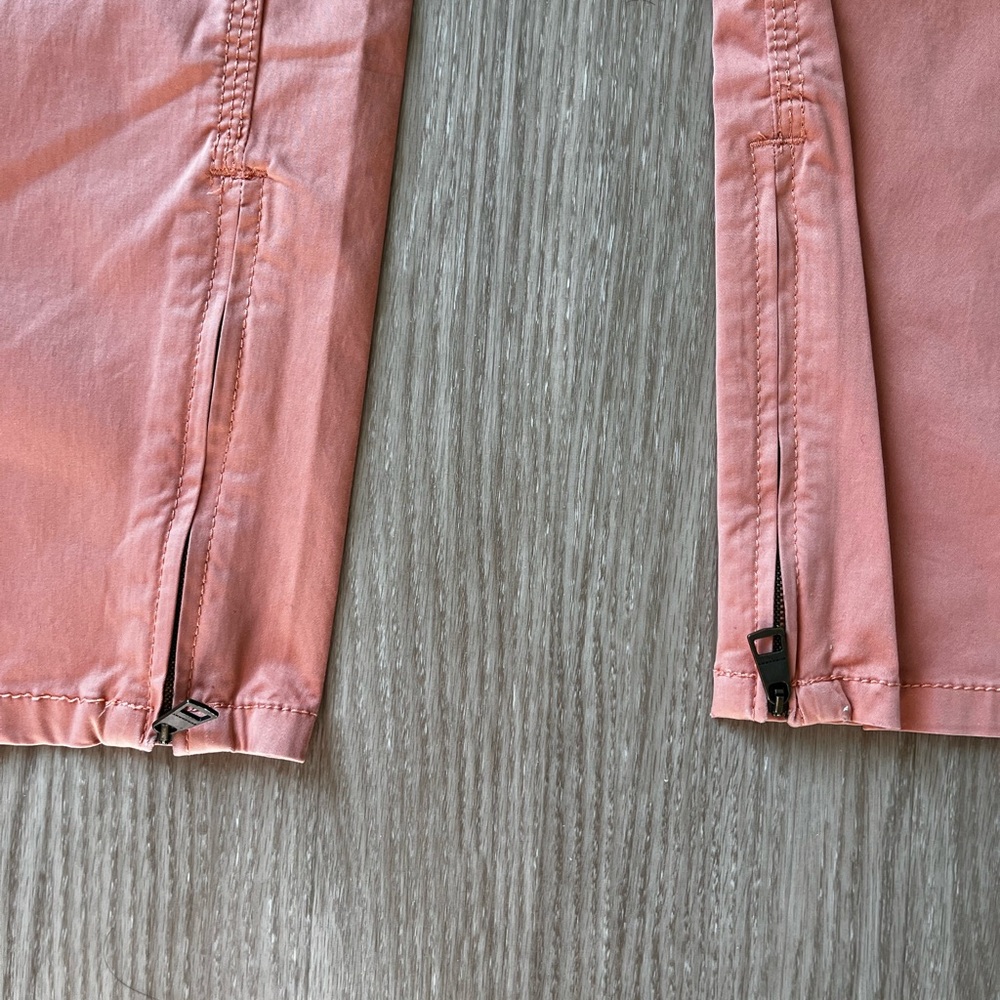 ✨Authentic Burberry Pants Authentic - Picture 2 of 9